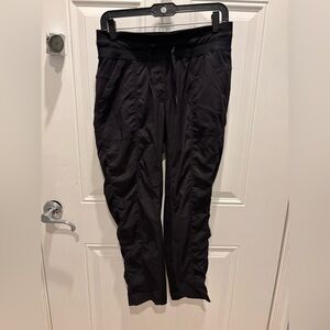 Lululemon studio pants sz 8